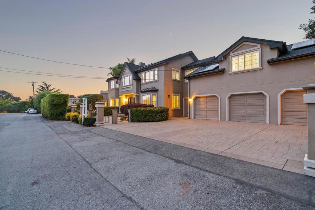 400 Seaview Drive Property Photo 3