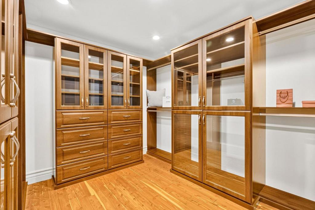 400 Seaview Drive Property Photo 45