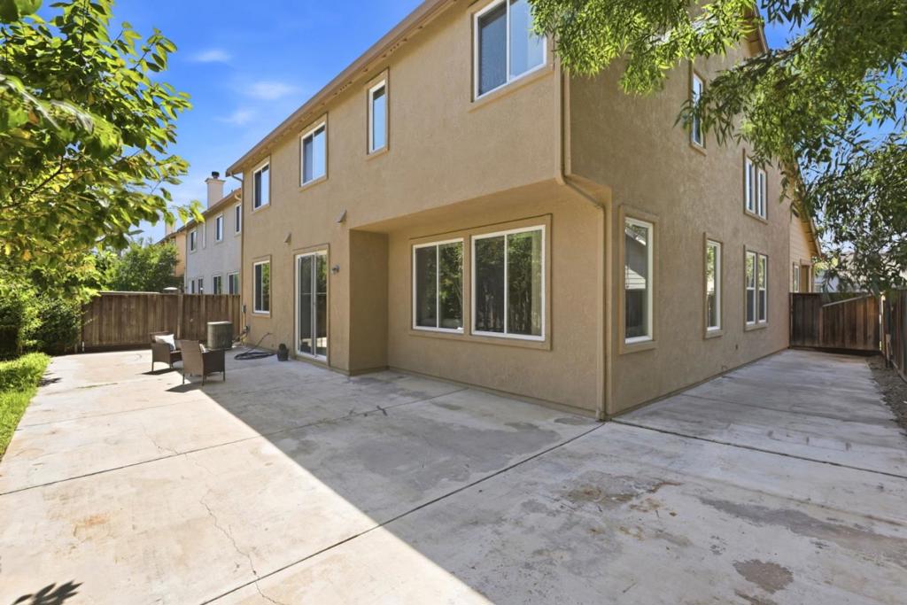 691 Tulare Court Property Photo 37