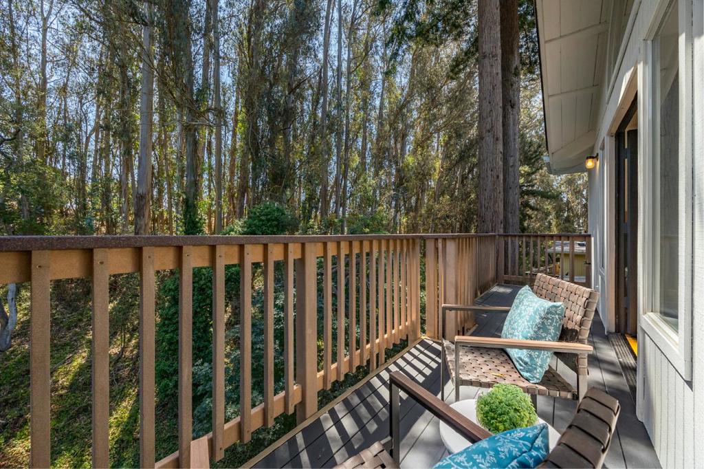 3700 Hardin Way Property Photo 10