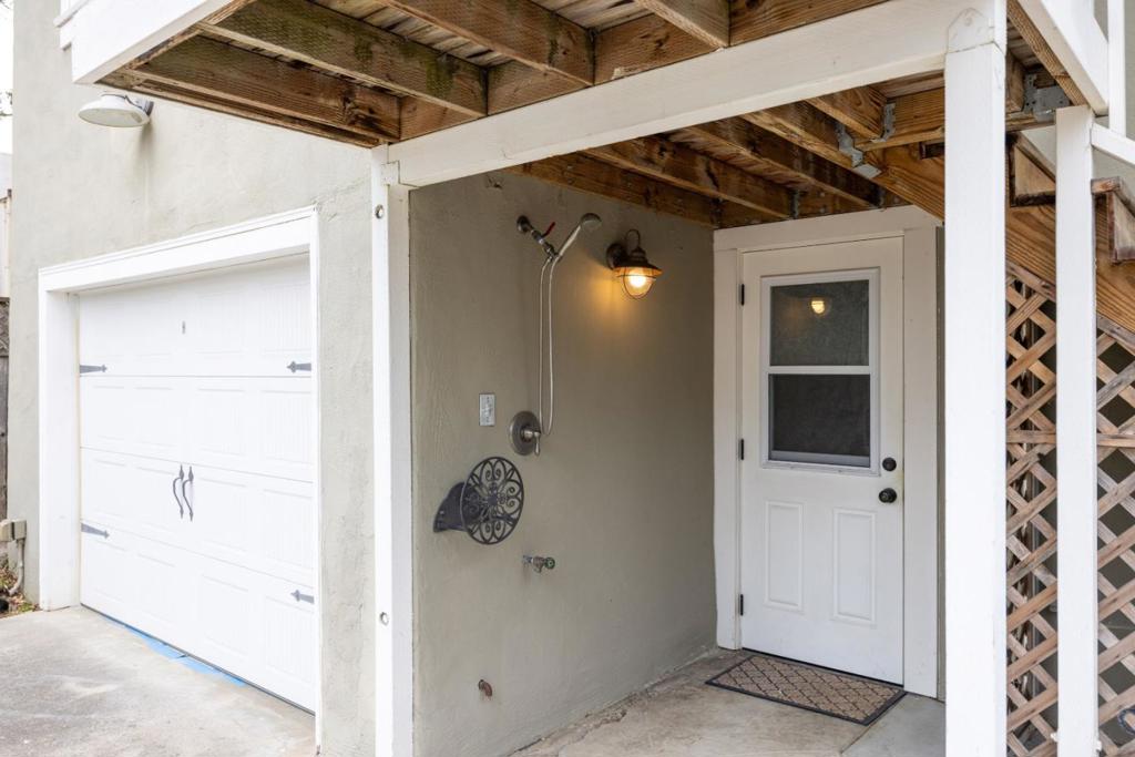 537 Larkin Street Property Photo 29