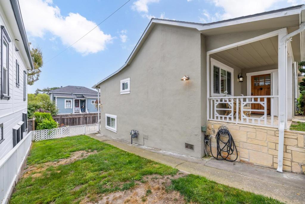 537 Larkin Street Property Photo 41