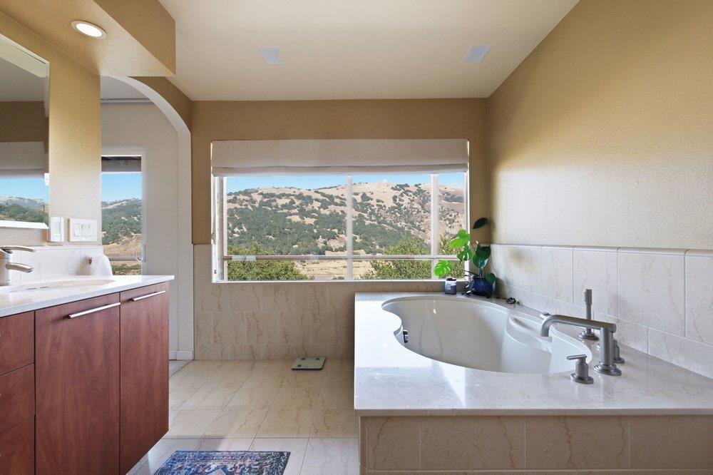 17240 Copper Hill Drive Property Photo 41