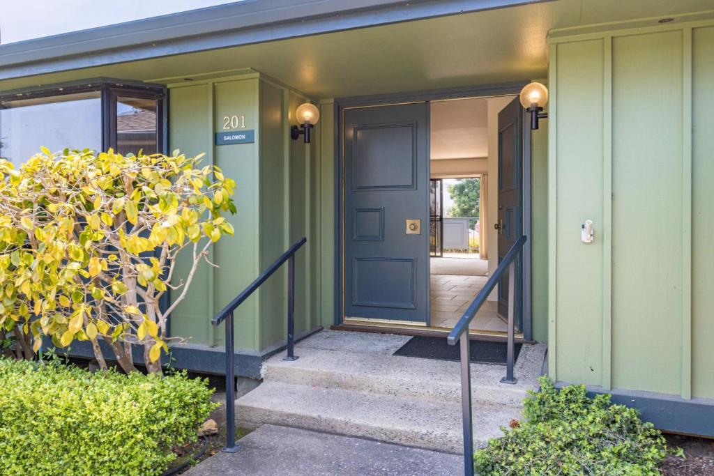 201 Del Mesa Carmel Property Photo 4
