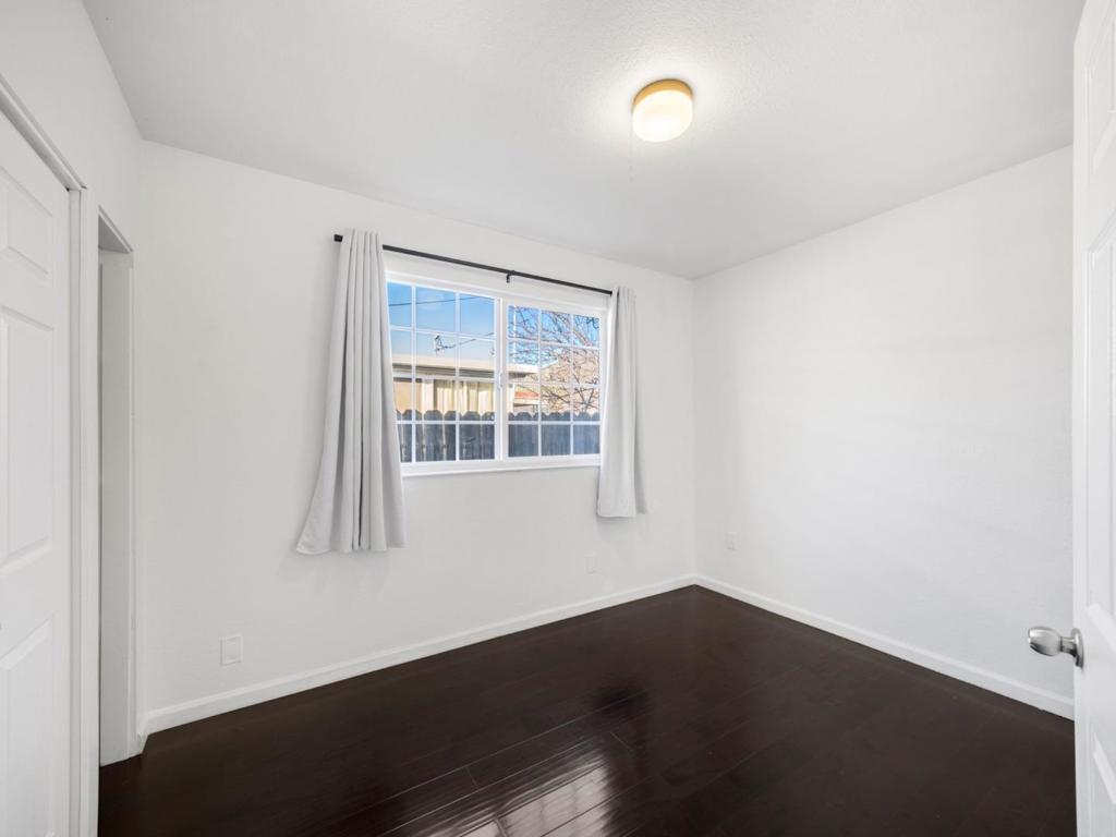100 Beacon Drive Property Photo 15