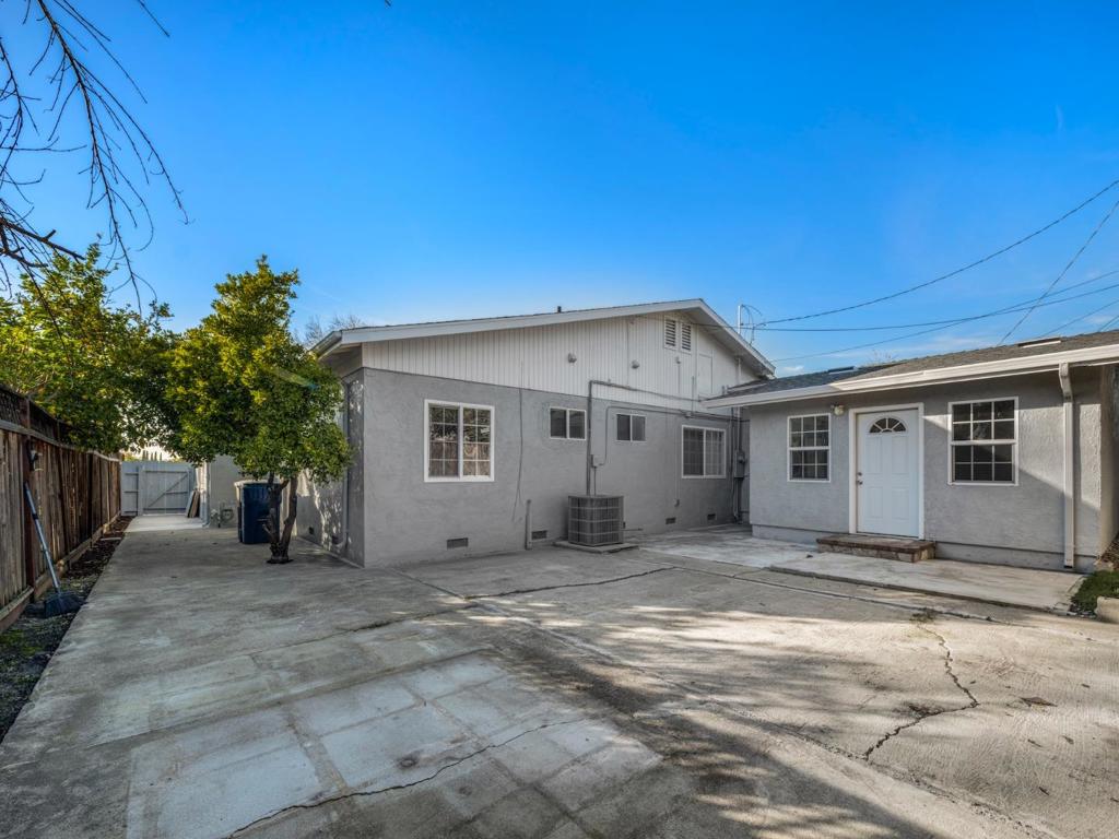 100 Beacon Drive Property Photo 24