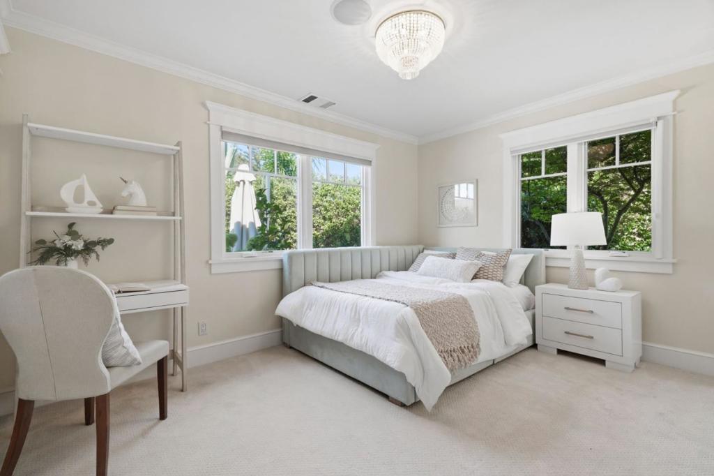 150 Doherty Way Property Photo 32