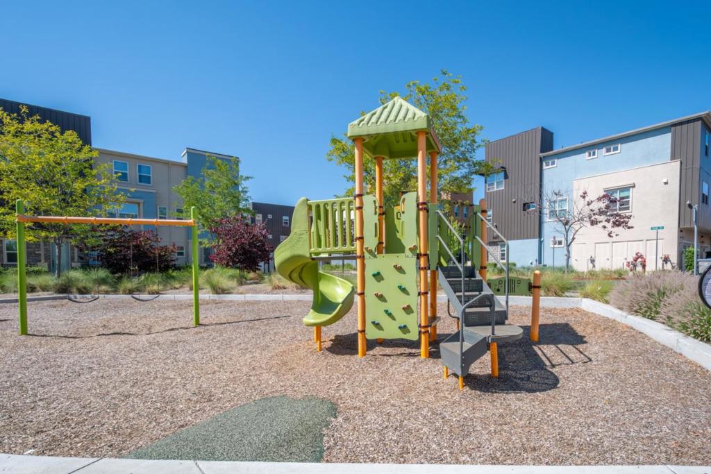 ML82057377 Property Photo 36
