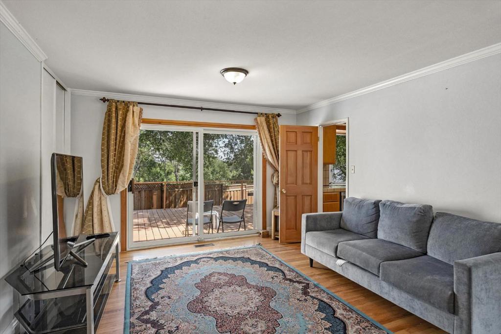20615 Leonard Road Property Photo 6