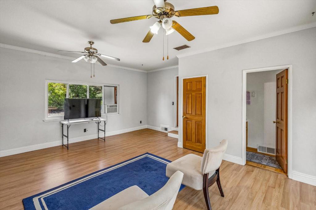 20615 Leonard Road Property Photo 9