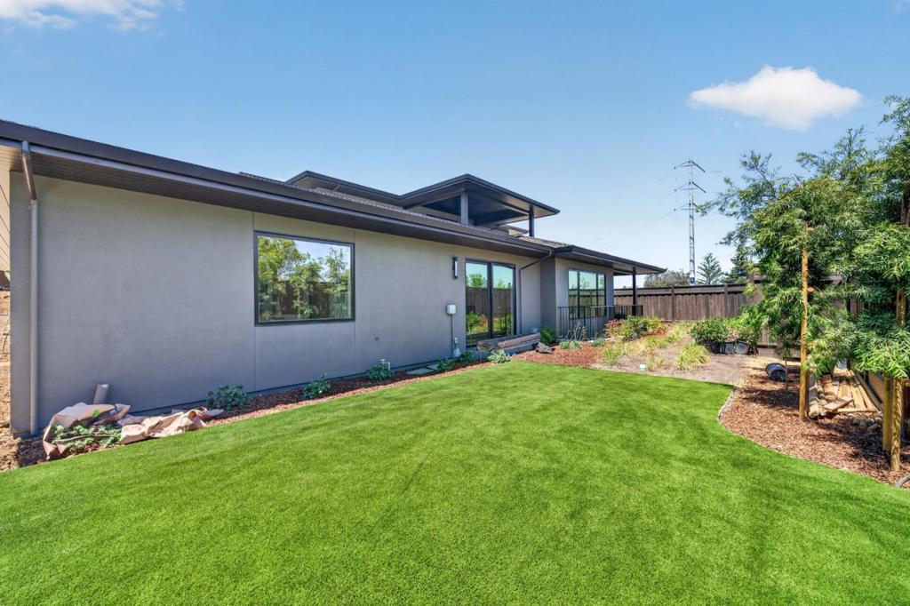 104 Sporleder Court Property Photo 81