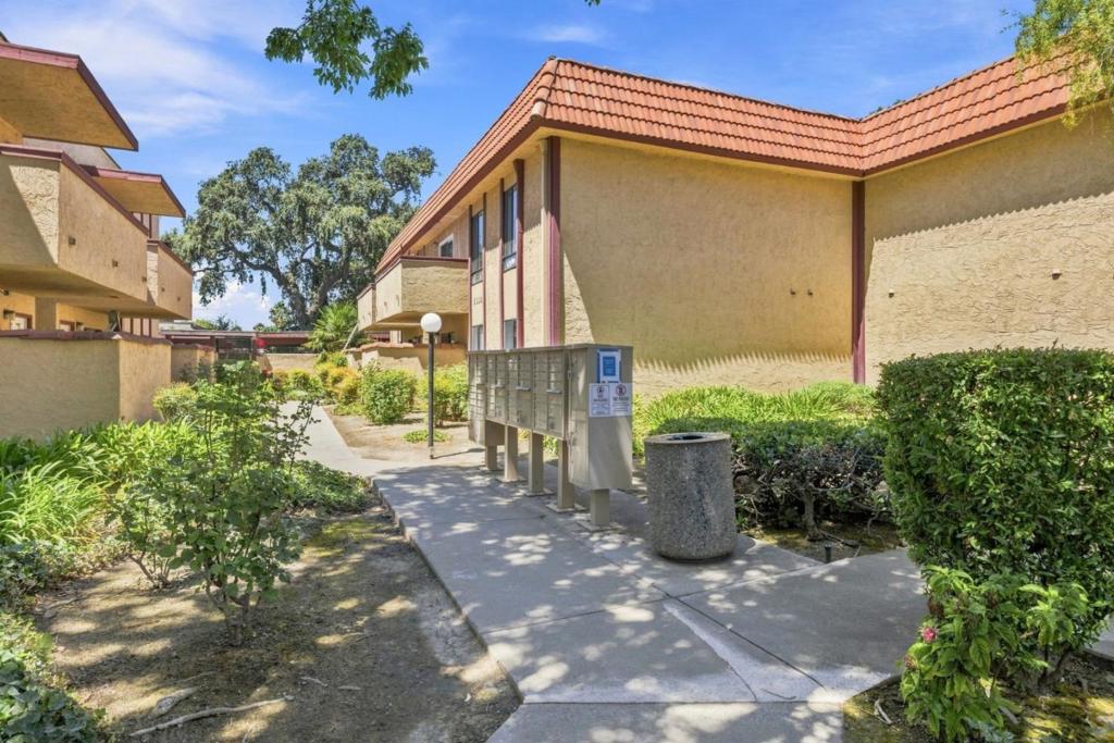 5336 Monterey Road 6 Property Photo 3