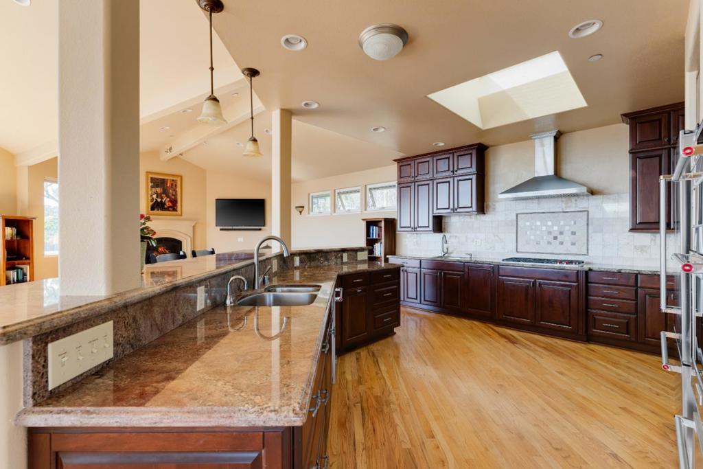 213 Sand Street Property Photo 18