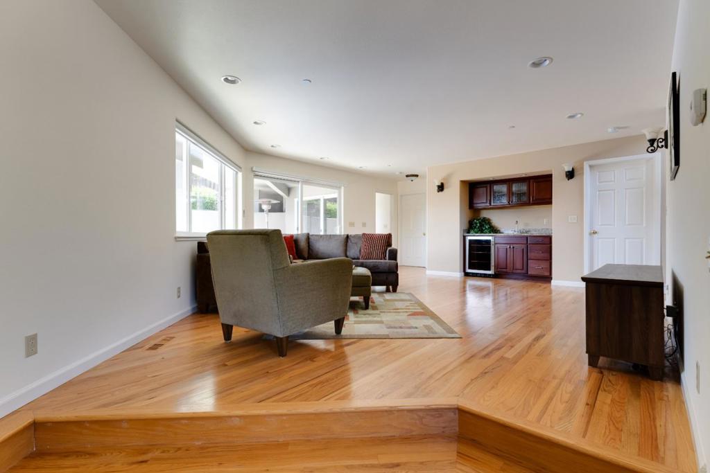 213 Sand Street Property Photo 49