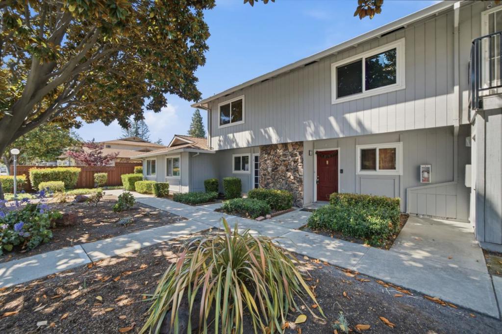 1081 Reed Avenue B Property Photo 4