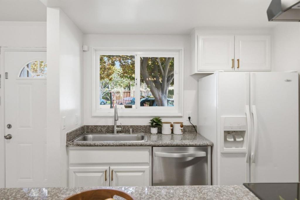 1081 Reed Avenue B Property Photo 13