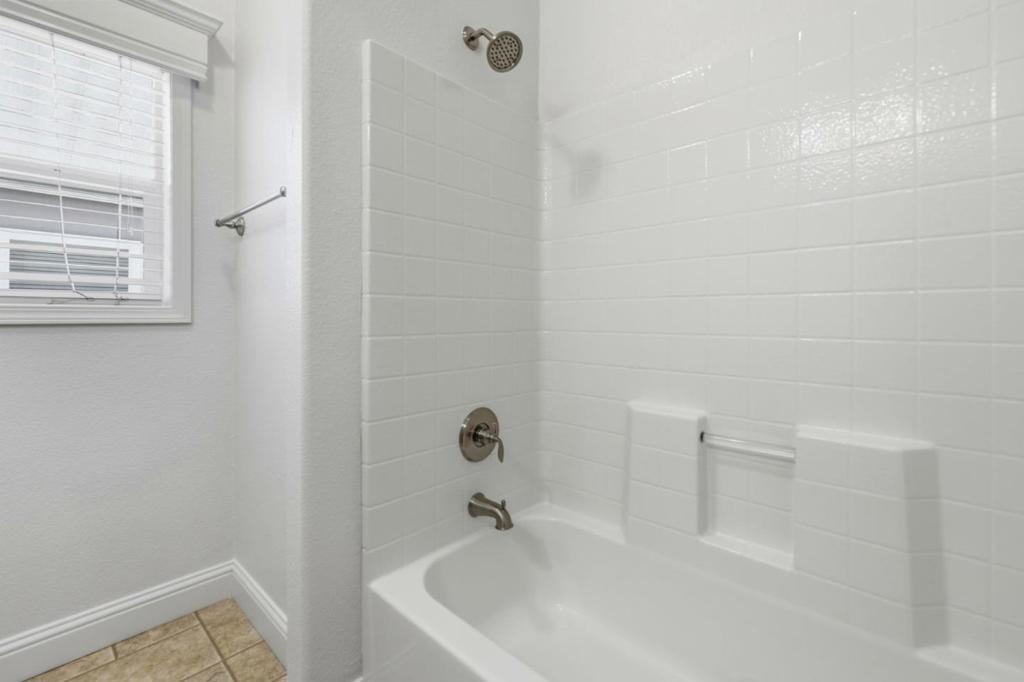 3263 Vineyard 205 Property Photo 27