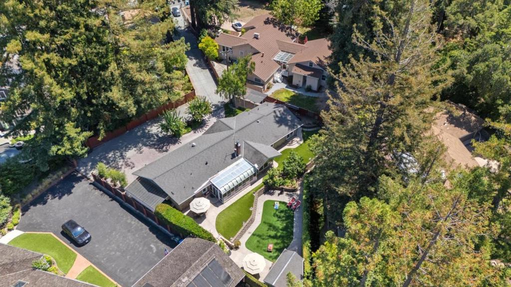 1650 Cordilleras Road Property Photo 3