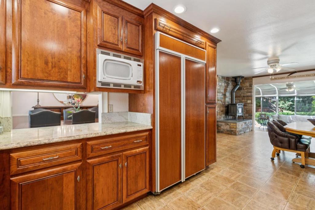 1650 Cordilleras Road Property Photo 23