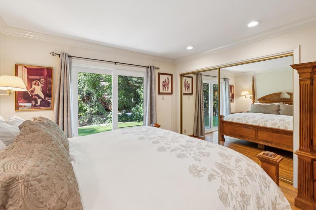 1650 Cordilleras Road Property Photo 37