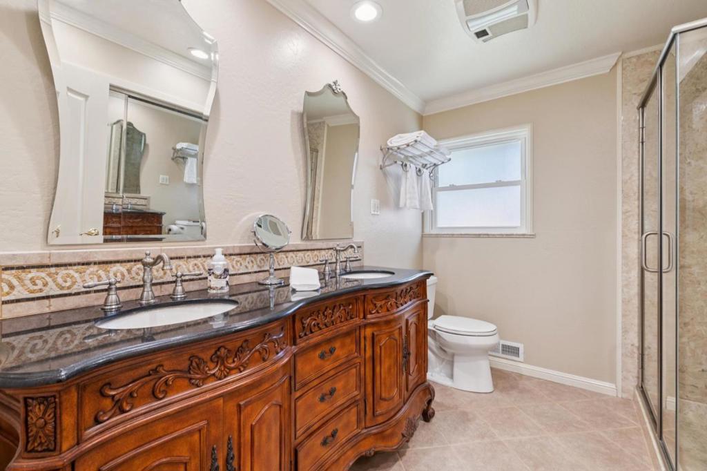1650 Cordilleras Road Property Photo 39