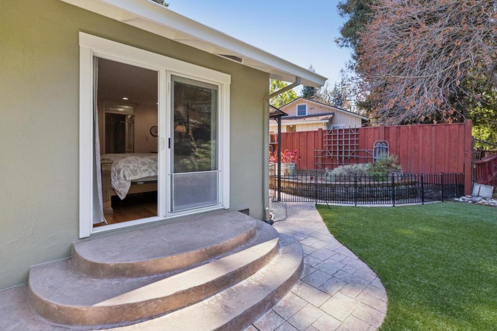 1650 Cordilleras Road Property Photo 43