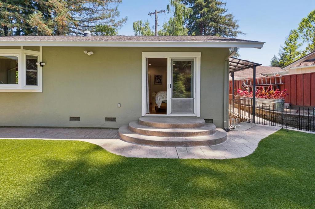 1650 Cordilleras Road Property Photo 44