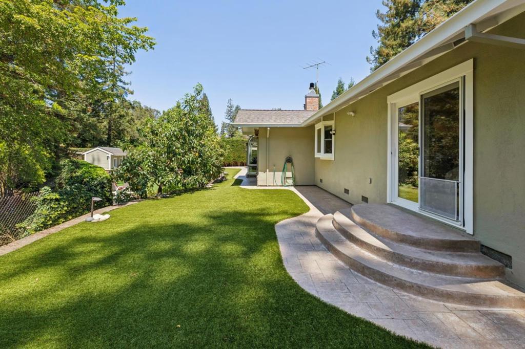 1650 Cordilleras Road Property Photo 61