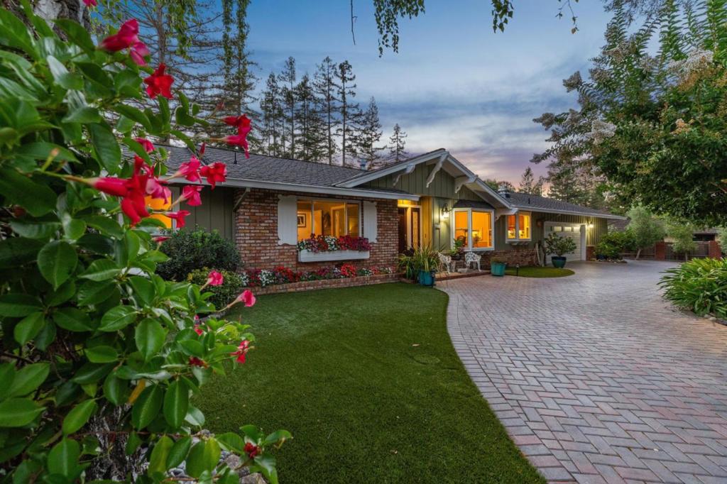 1650 Cordilleras Road Property Photo 83