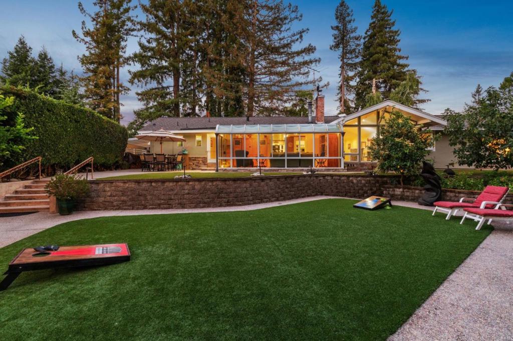 1650 Cordilleras Road Property Photo 88