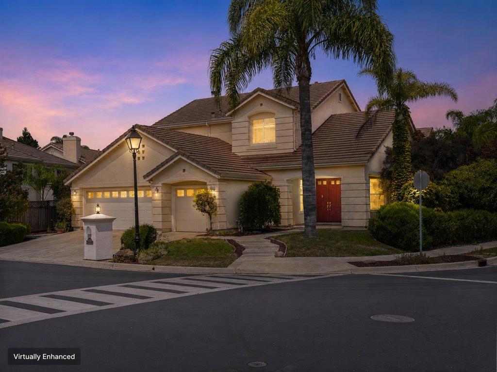 6035 Whitehaven Court Property Photo