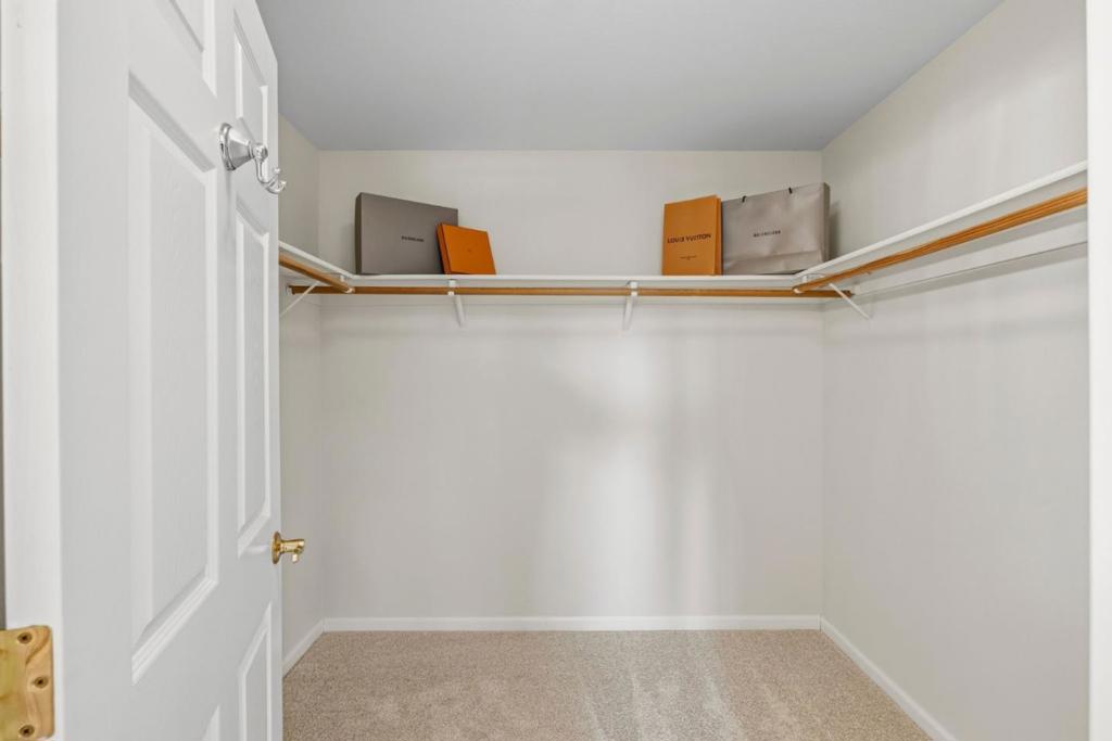111 Izant Court Property Photo 29