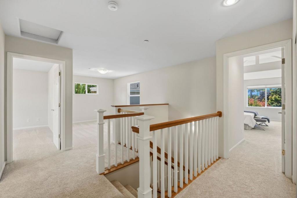 111 Izant Court Property Photo 30