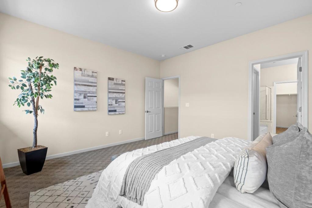 1052 Chamomile Property Photo 33