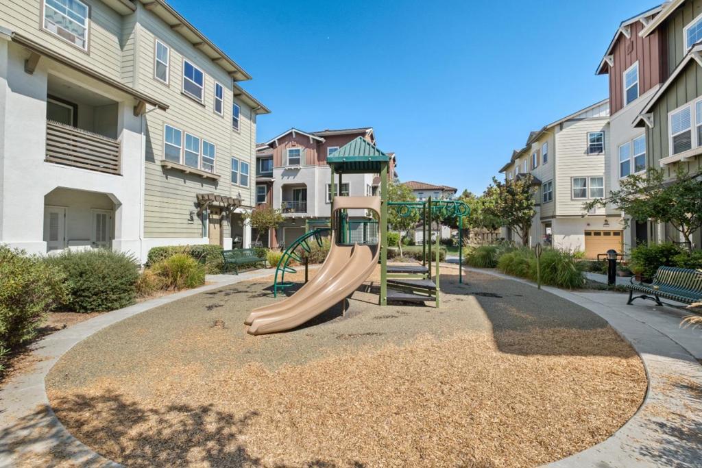 1052 Chamomile Property Photo 42