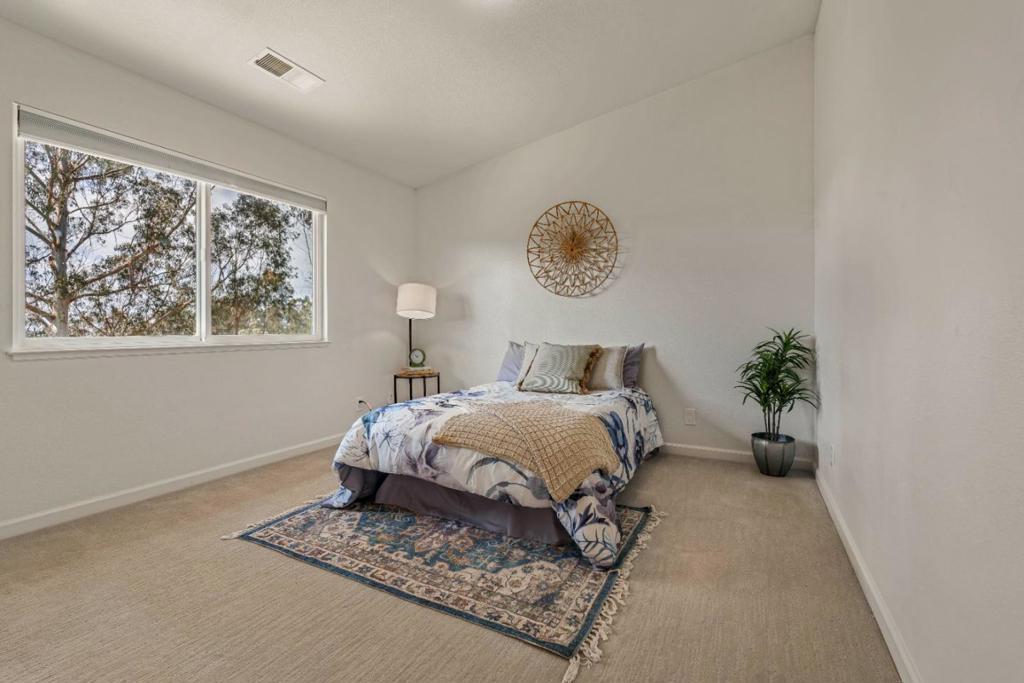 16919 Forrest Lane Property Photo 21