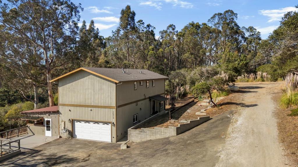 16919 Forrest Lane Property Photo 33
