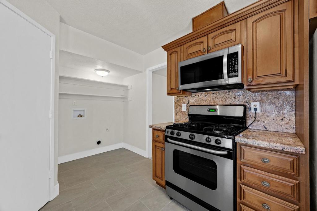 3510 Straitwood Court Property Photo 10