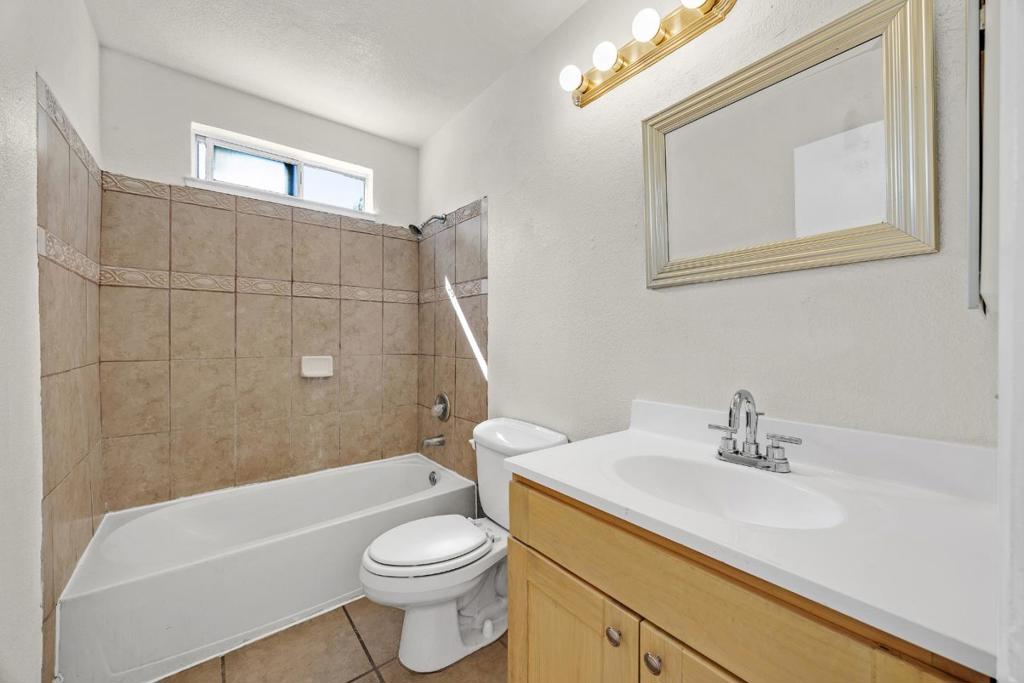 3510 Straitwood Court Property Photo 16