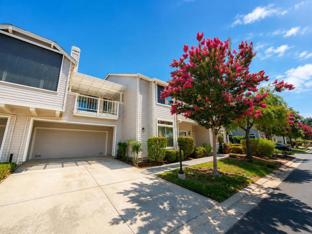 7712 Galloway Drive Property Photo 1