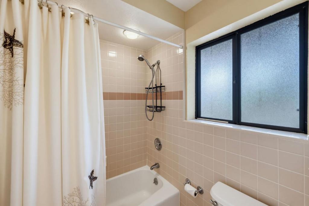 103 Dunsmuir Court Property Photo 10
