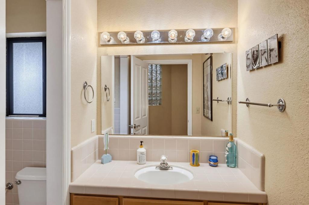 103 Dunsmuir Court Property Photo 11