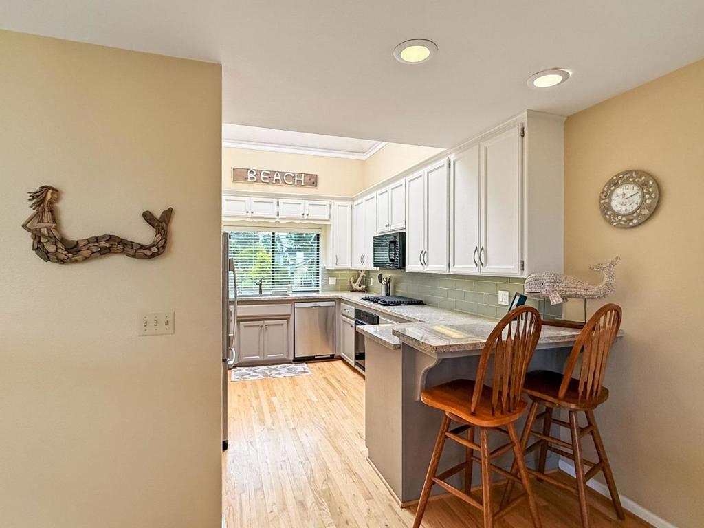 103 Dunsmuir Court Property Photo 46