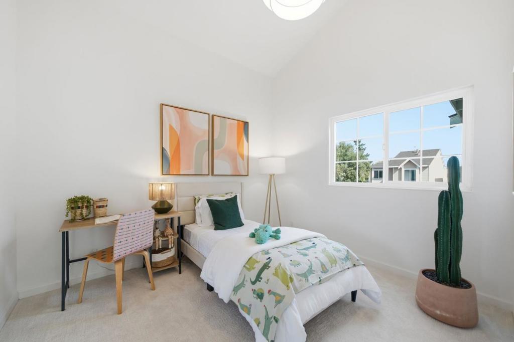 5484 Sunstar Property Photo 8