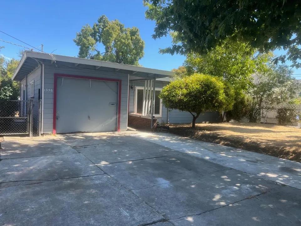 1356 Windermere Avenue Property Photo 1