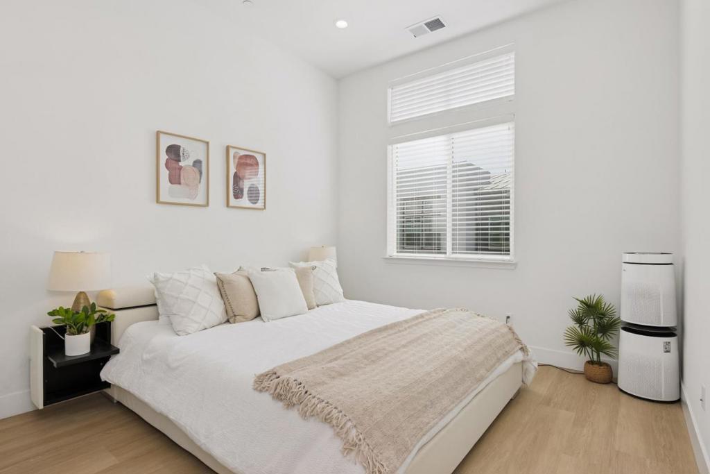3690 Access Property Photo 16