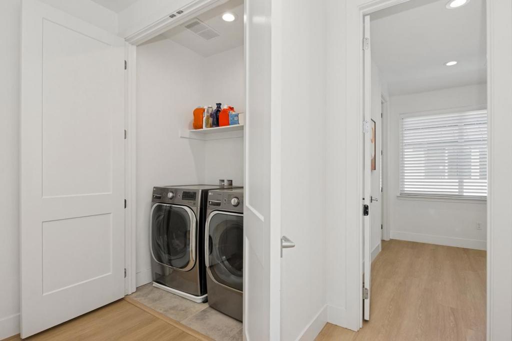 3690 Access Property Photo 30