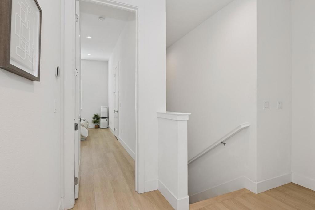 3690 Access Property Photo 31