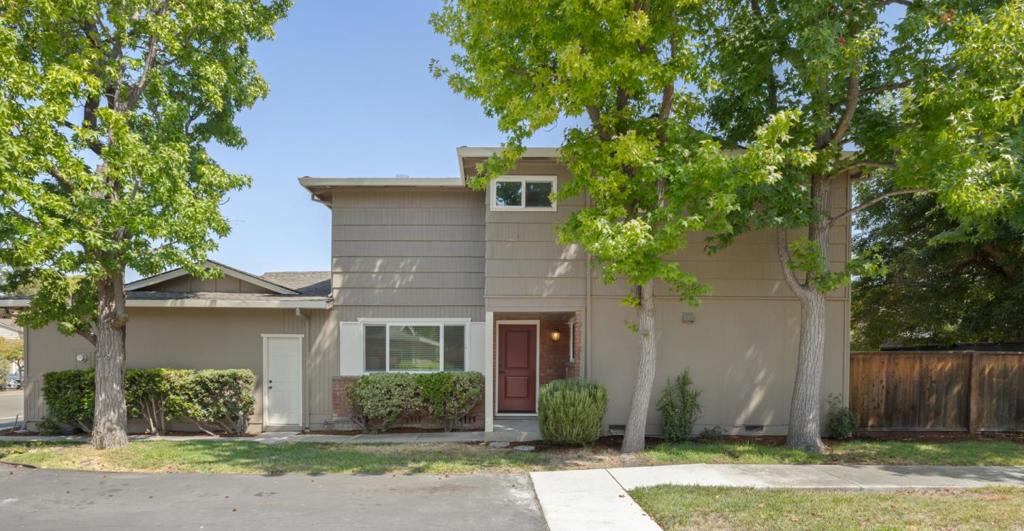 425 Poppy Place Property Photo 23