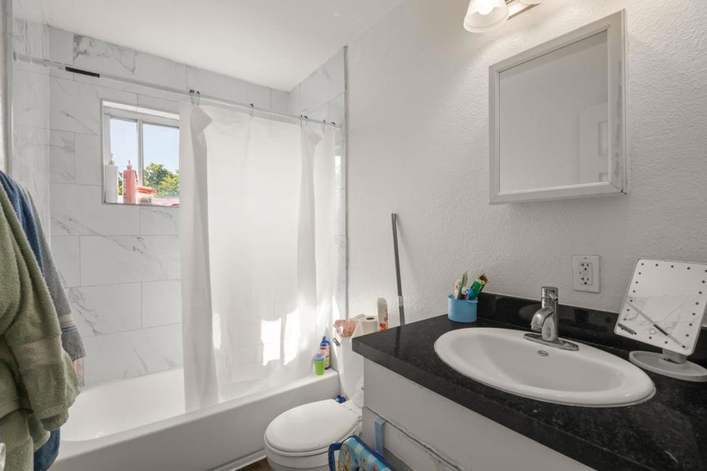 545 S 9th Street Property Photo 10